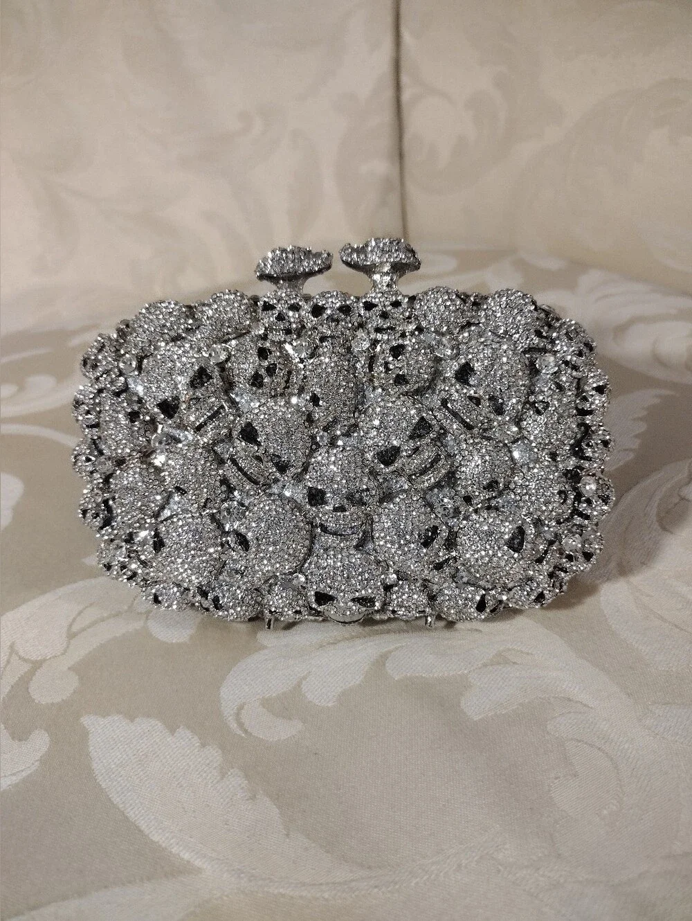 Boutique De FGG Silver Crystal Encrusted Skull Bag! 🔥